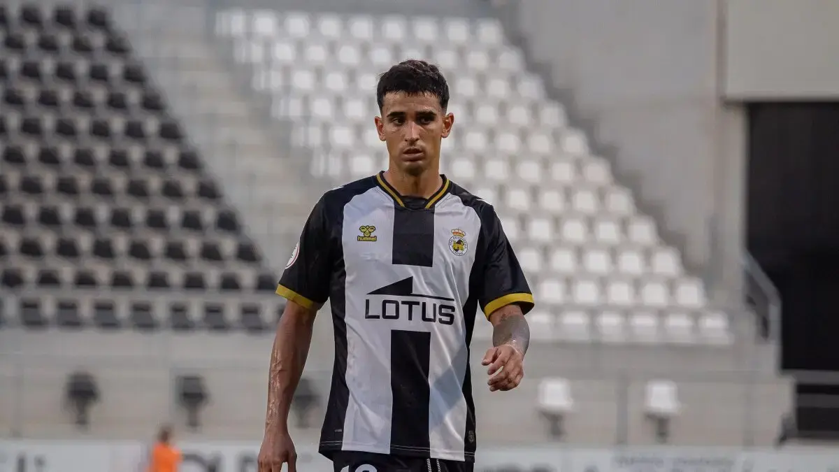 Juaniyo, protagonista con su doblete