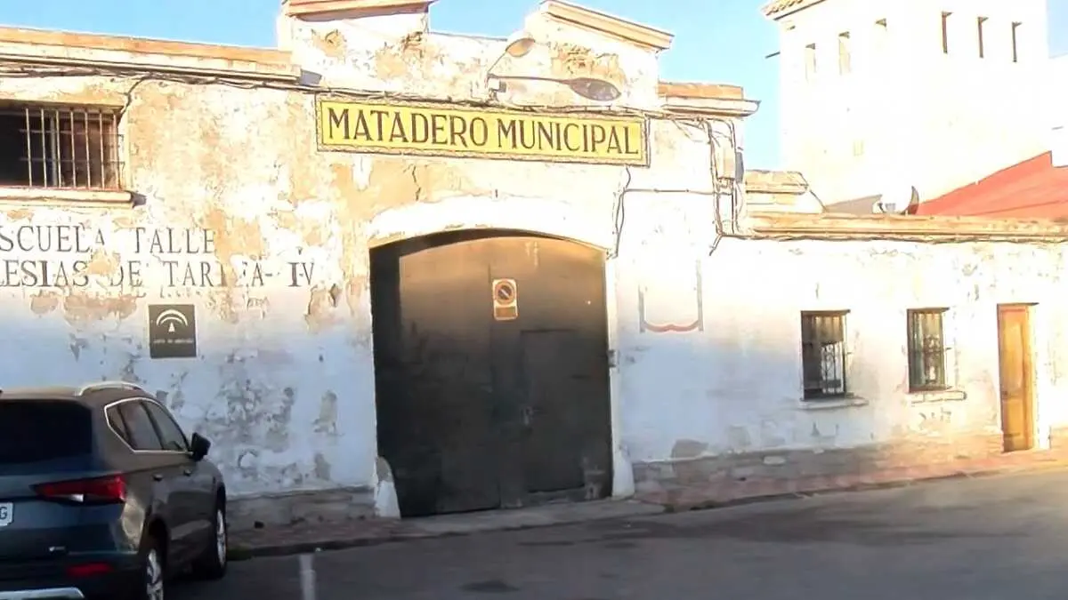 Instalaciones del antiguo matadero municipal donde irá una de las promociones
