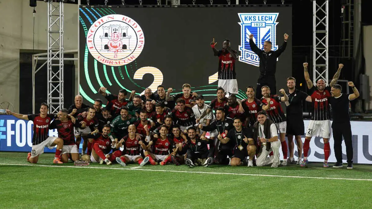 En la plantilla del equipo figuran varios jugadores originarios de Espa&ntilde;a