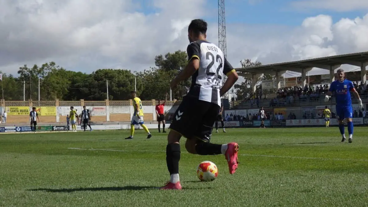 Con este empate, la Balona sigue en la zona alta de la tabla - FOTO: RB Linense