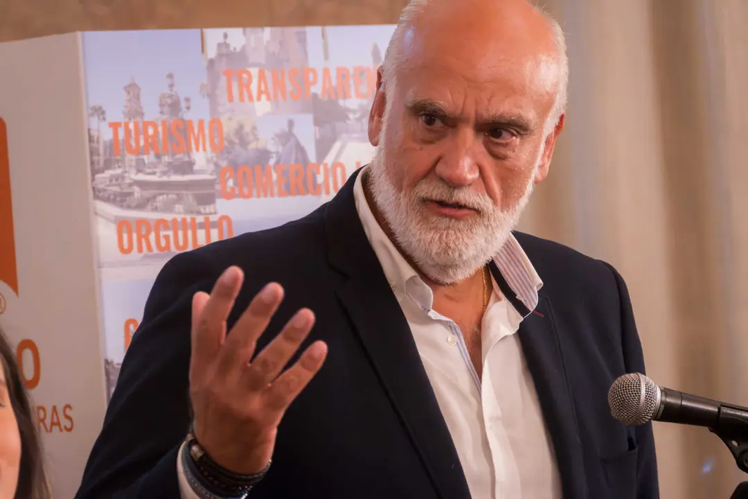 Presentaci&oacute;n de 100x100 Unidos por Algeciras en el Hotel Reina Cristina17