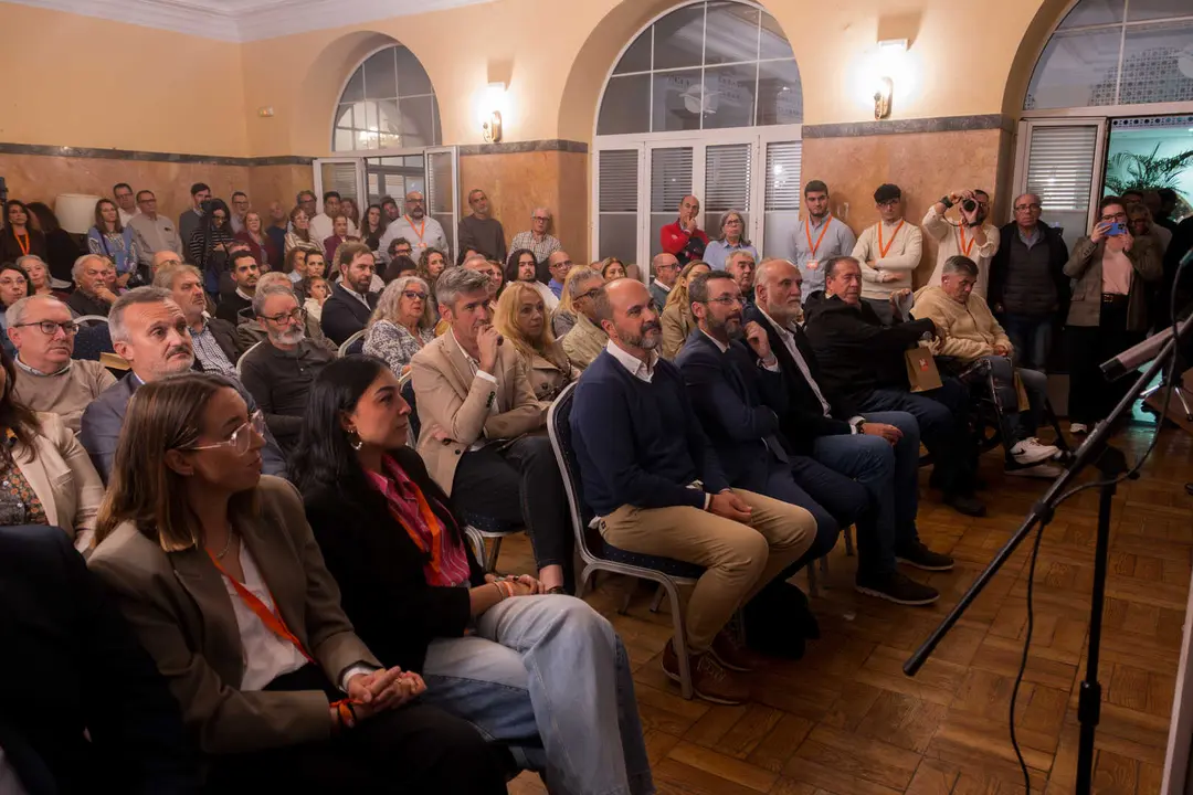 Presentaci&oacute;n de 100x100 Unidos por Algeciras en el Hotel Reina Cristina24