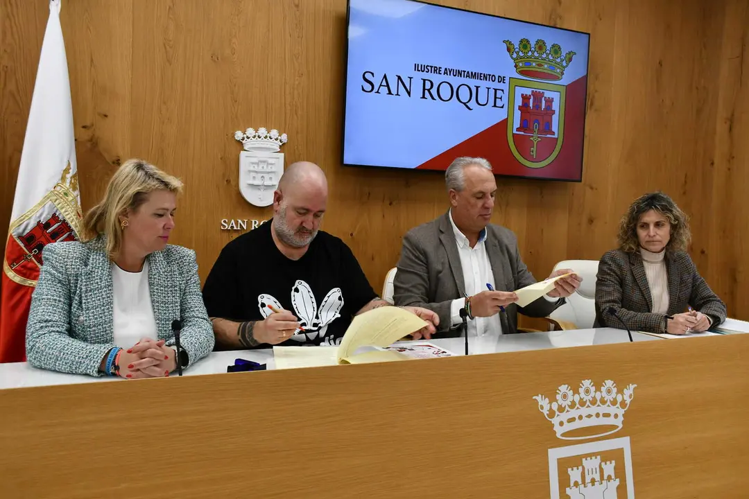 Pacientes de esclerosis m&uacute;ltiple del Campo de Gibraltar se beneficiar&aacute;n de los programas de fisioterapia financiados mediante el convenio entre el Ayuntamiento de San Roque y ADEM-CG.