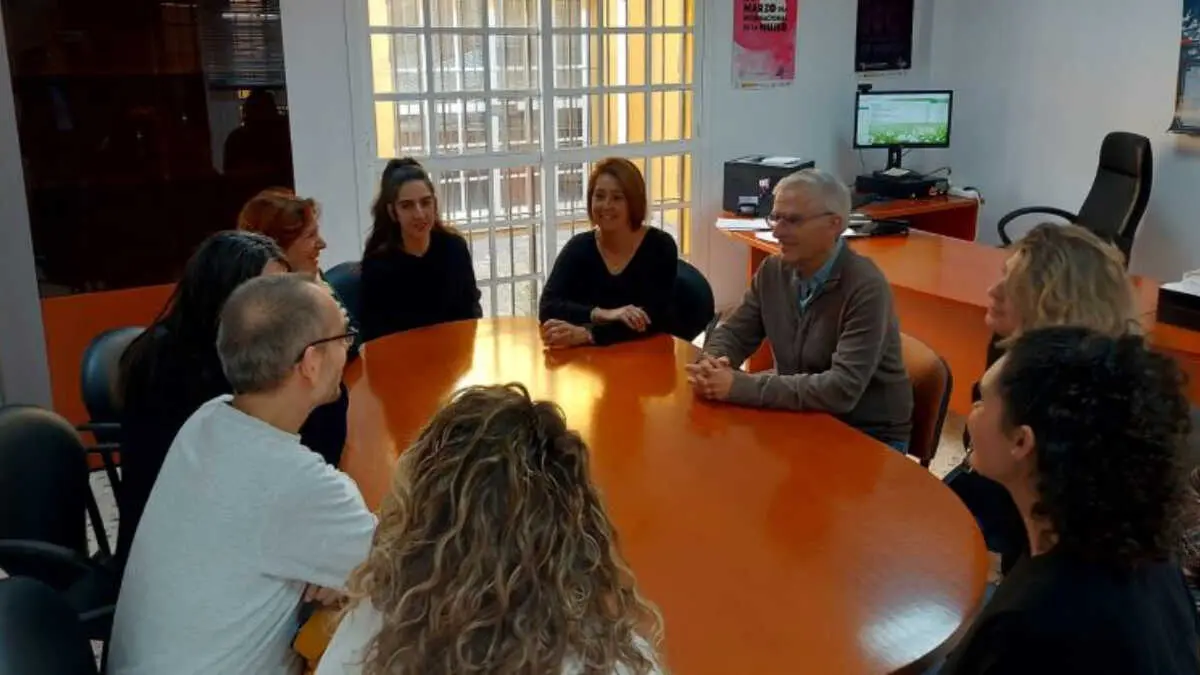 El estudio, basado en los presupuestos liquidados de 2024 de un total de 404 ayuntamientos, destaca que solo 27 lograron superar los 200 euros anuales por habitante en inversi&oacute;n social