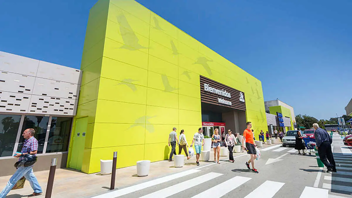 La llegada de Basic-Fit al Centro Comercial Gran Sur supone una nueva oferta deportiva para La L&iacute;nea