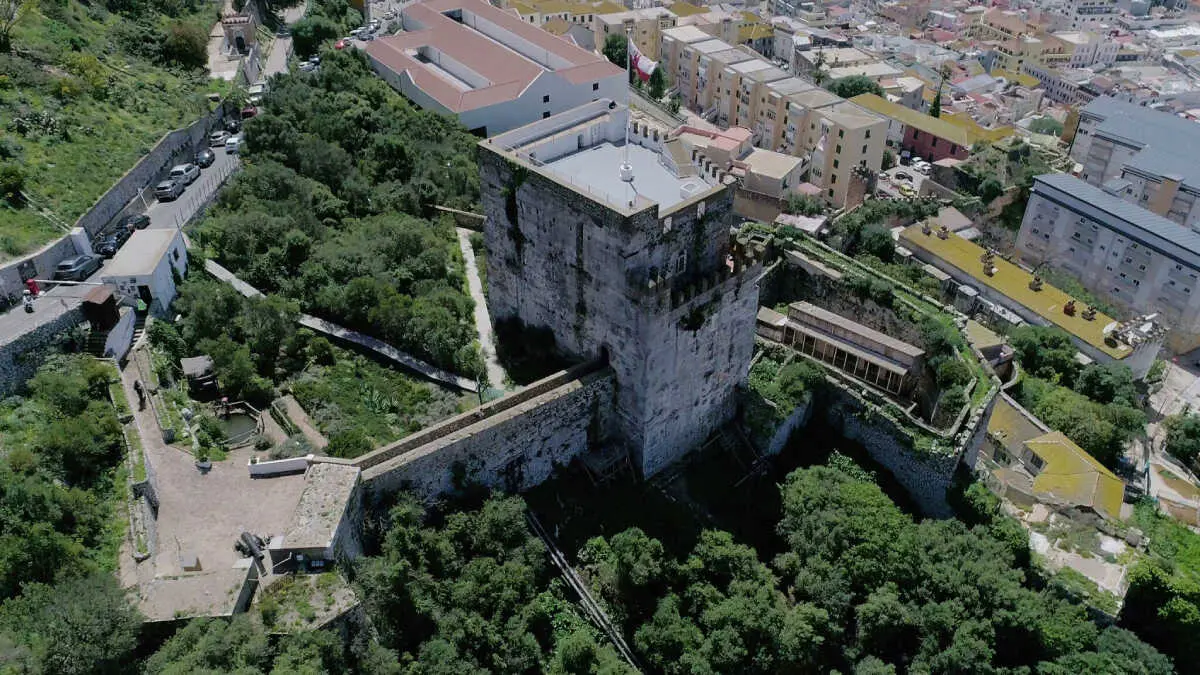 Actualmente se ofrecen contenidos sobre la Batalla de Trafalgar, el Gibraltar victoriano, el Gran Asedio de Gibraltar y Gibraltar durante la Segunda Guerra Mundial. Castillo de los Moros - FOTO: Ministerio de Patrimonio
