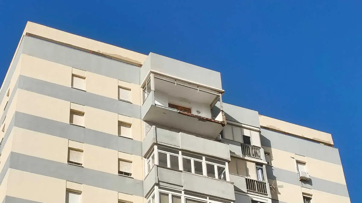 As&iacute; ha quedado el balc&oacute;n tras el desprendimiento