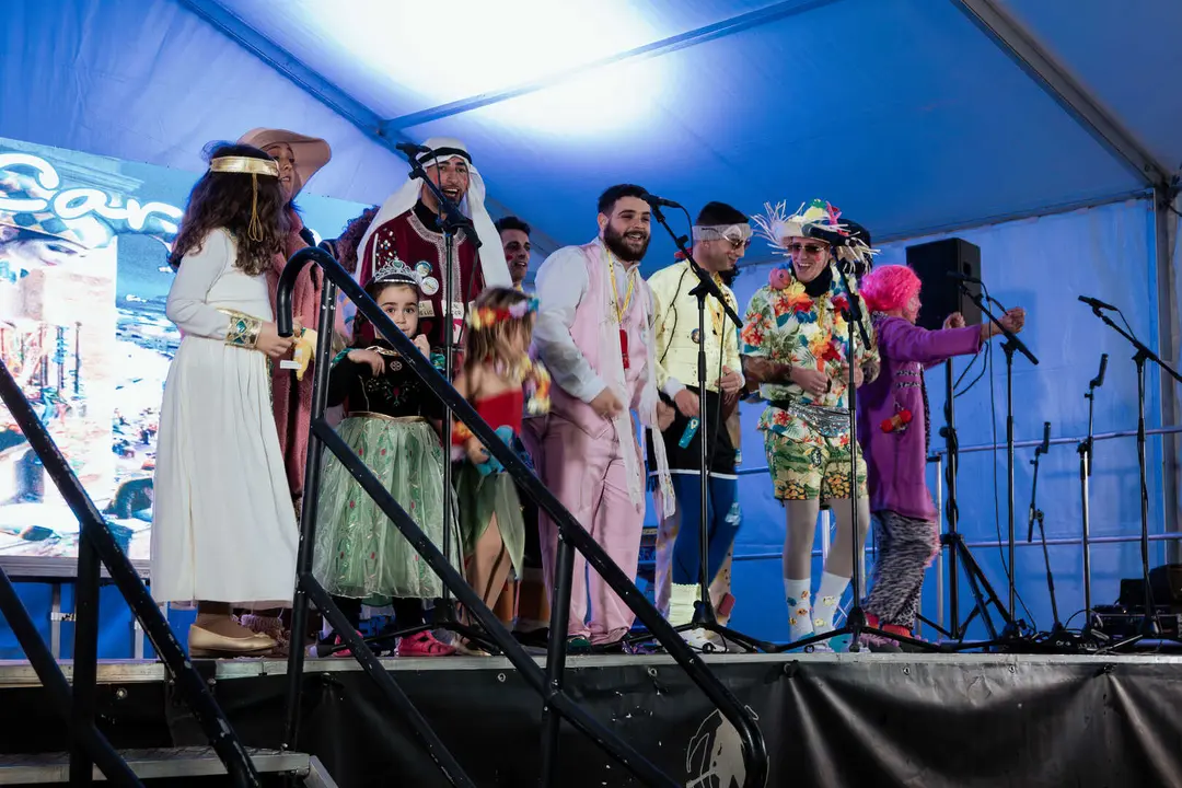 Algeciras se vuelca con el Carnaval en el Lago Mar&iacute;timo, la Plaza Alta y el centro_01