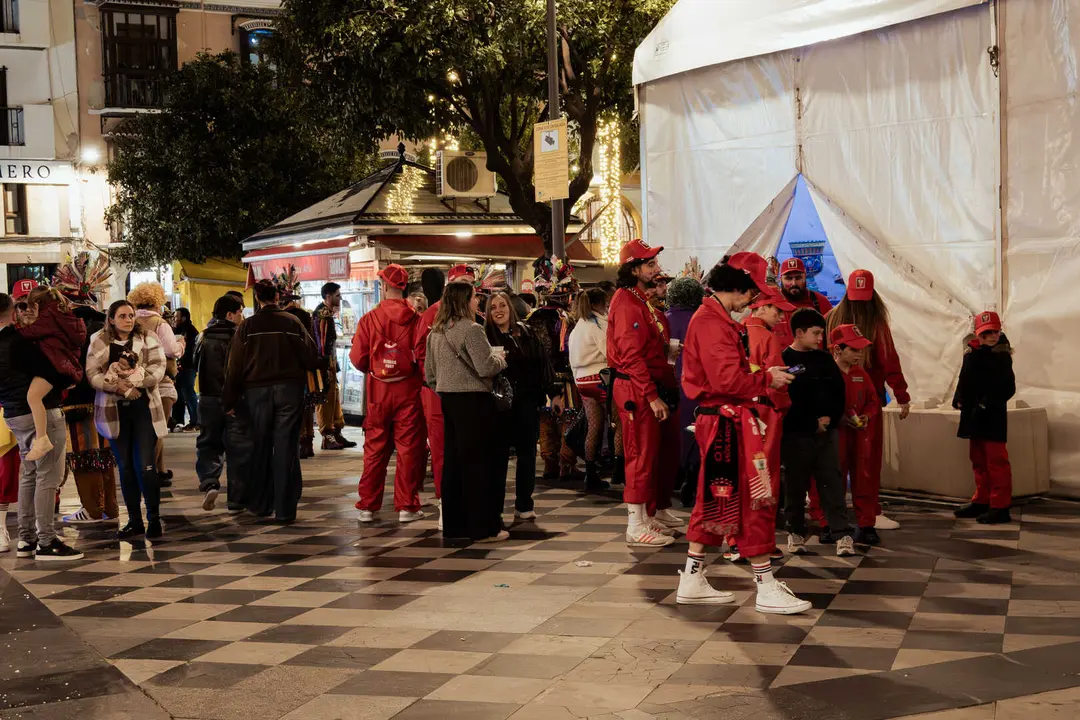 Algeciras se vuelca con el Carnaval en el Lago Mar&iacute;timo, la Plaza Alta y el centro_03