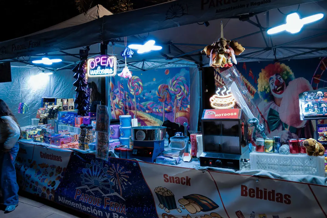 Algeciras se vuelca con el Carnaval en el Lago Mar&iacute;timo, la Plaza Alta y el centro_17