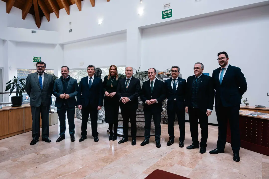 Algeciras entrega sus reconocimientos con motivo del D&iacute;a de Andaluc&iacute;a_02
