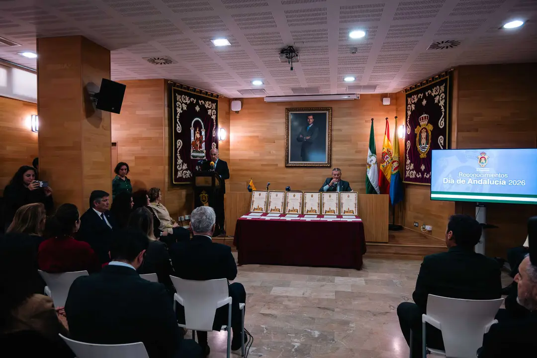 Algeciras entrega sus reconocimientos con motivo del D&iacute;a de Andaluc&iacute;a_11