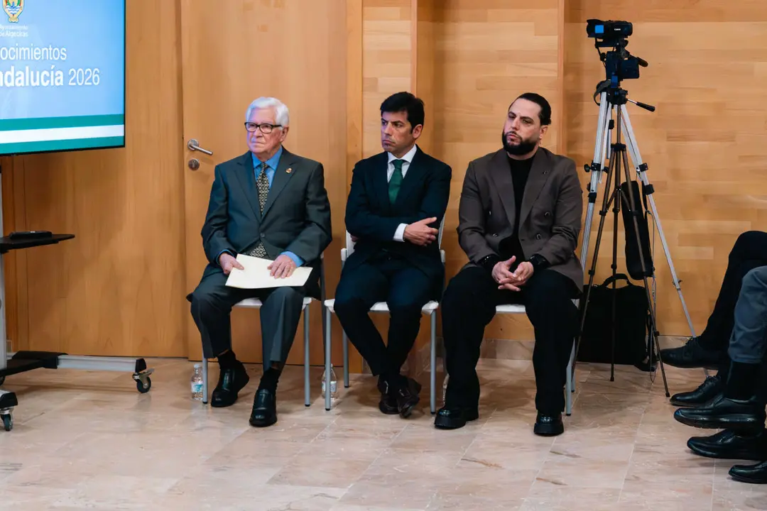 Algeciras entrega sus reconocimientos con motivo del D&iacute;a de Andaluc&iacute;a_13