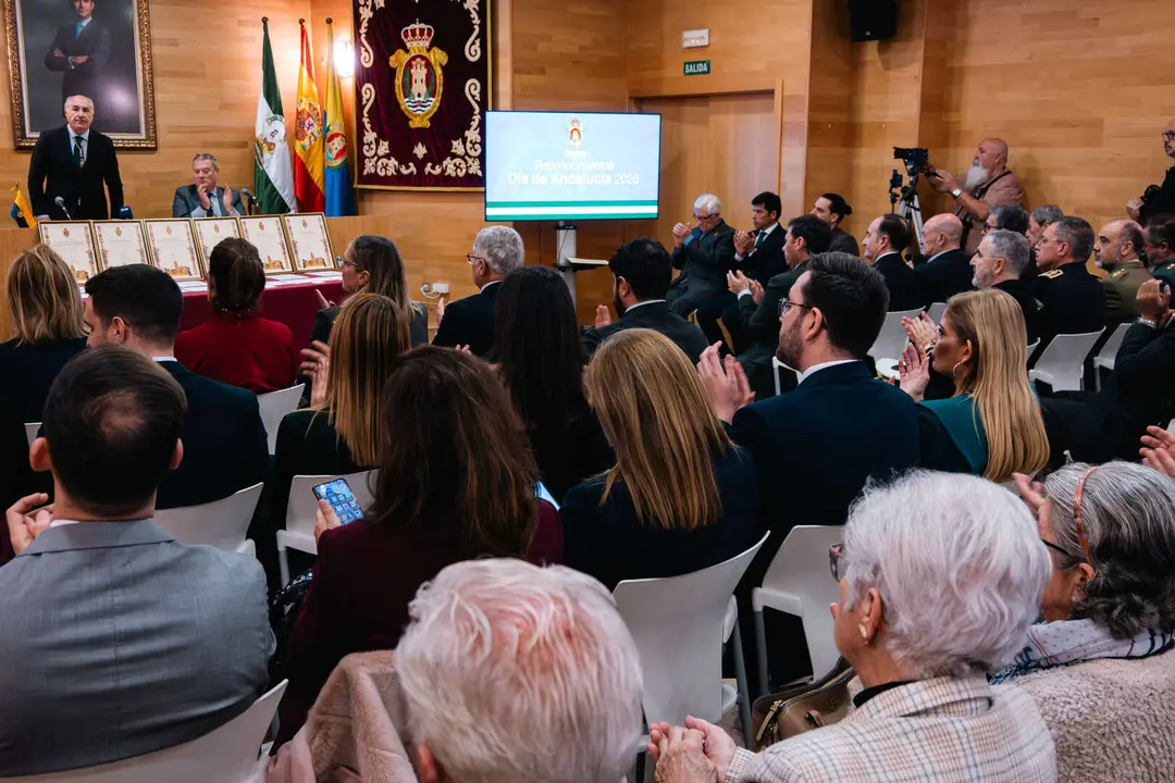 Algeciras entrega sus reconocimientos con motivo del D&iacute;a de Andaluc&iacute;a_17