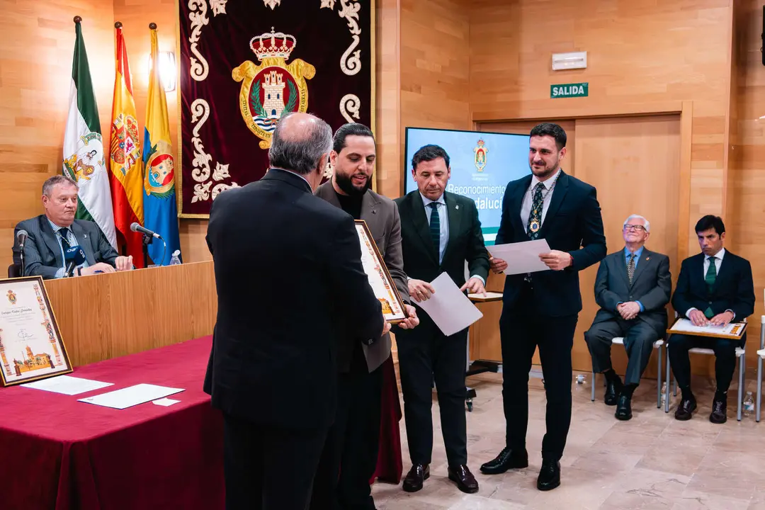 Algeciras entrega sus reconocimientos con motivo del D&iacute;a de Andaluc&iacute;a_39