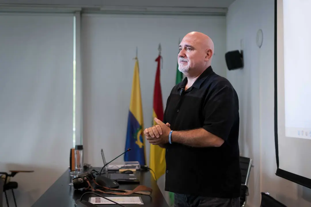Miguel Montoya durante una sesi&oacute;n formativa en la C&aacute;mara de Comercio del Campo de Gibraltar - FOTO: FJ Ben&iacute;tez