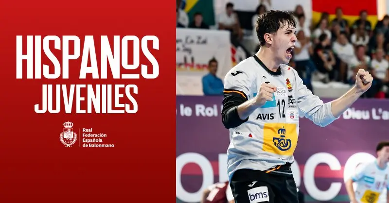 Jugador de la selecci&oacute;n espa&ntilde;ola juvenil celebra una acci&oacute;n durante un partido internacional de balonmano