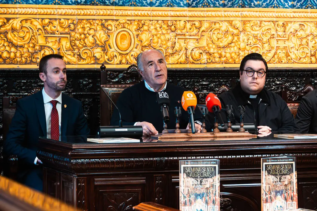 Presentaci&oacute;n de la gu&iacute;a oficial de la Semana Santa de Algeciras 2026_12