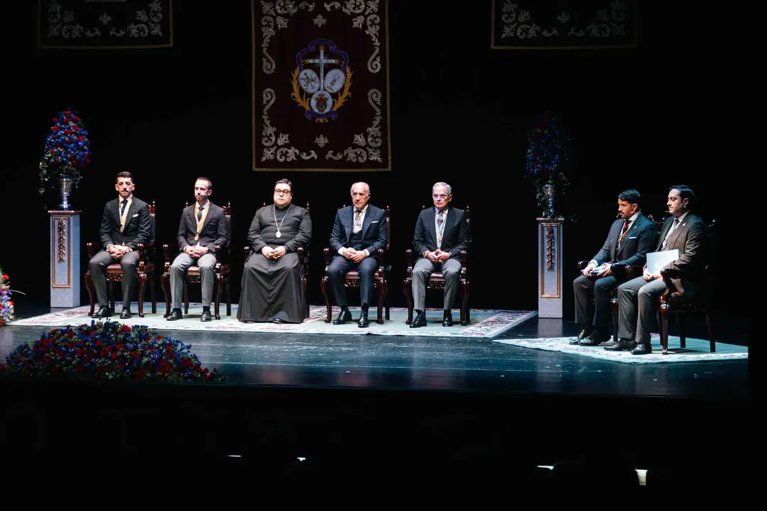 Jorge Juli&aacute; emociona en el preg&oacute;n de la Semana Santa de Algeciras 2026_21