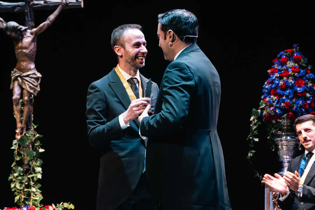 Jorge Juli&aacute; emociona en el preg&oacute;n de la Semana Santa de Algeciras 2026_64