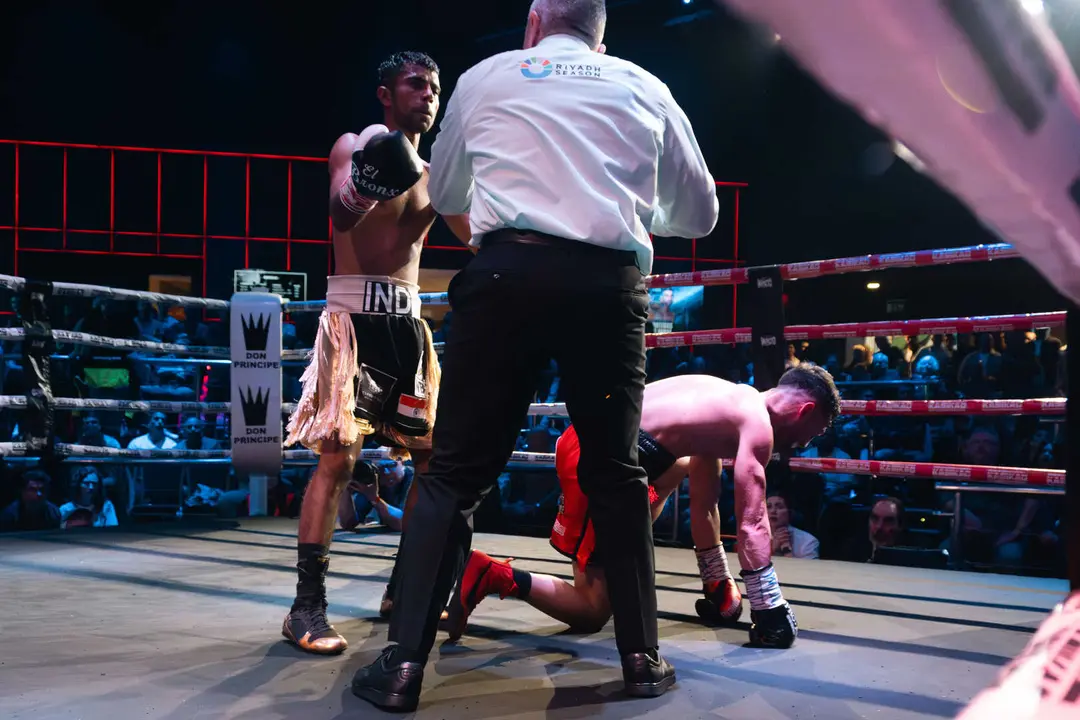 &iexcl;Campe&oacute;n en Gibraltar! Tyrone gana por decisi&oacute;n tras un final de infarto_010