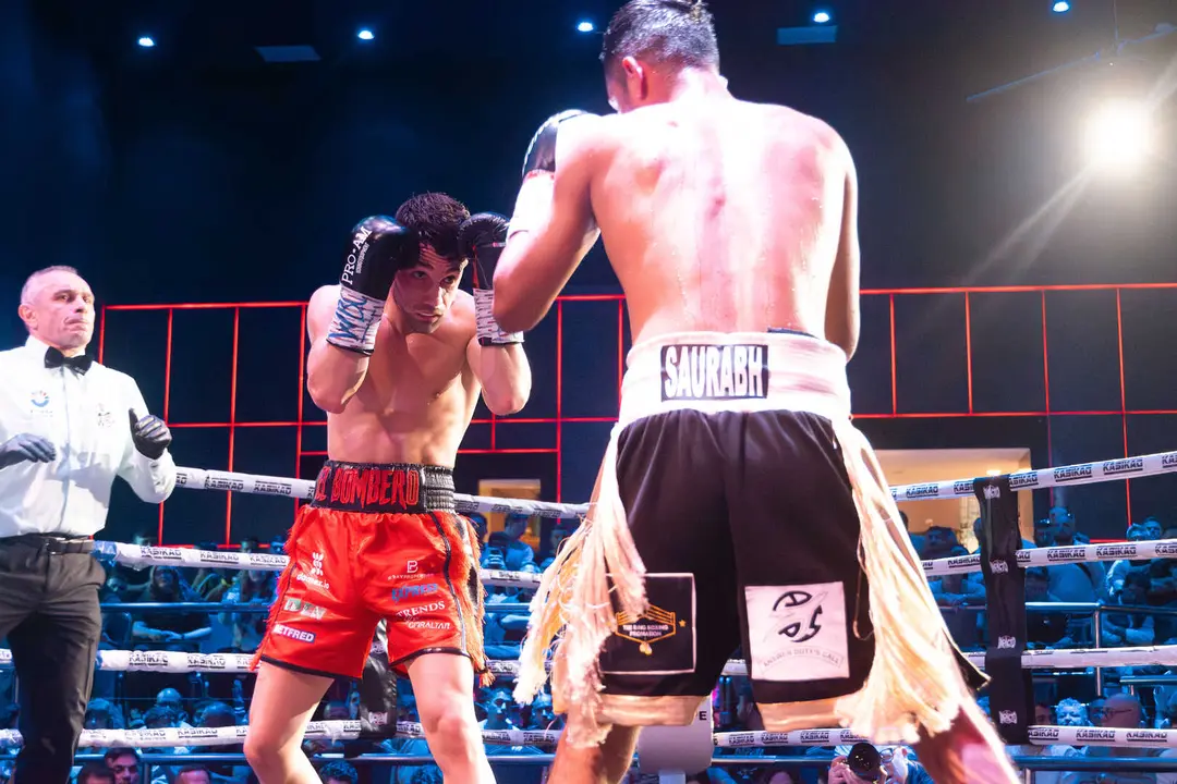 &iexcl;Campe&oacute;n en Gibraltar! Tyrone gana por decisi&oacute;n tras un final de infarto_029