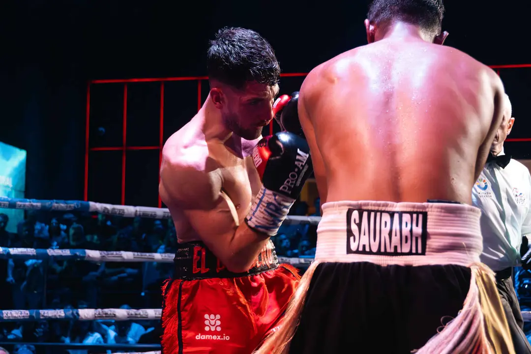 &iexcl;Campe&oacute;n en Gibraltar! Tyrone gana por decisi&oacute;n tras un final de infarto_044