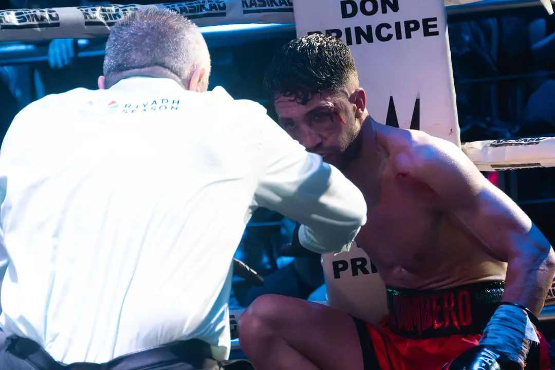 &iexcl;Campe&oacute;n en Gibraltar! Tyrone gana por decisi&oacute;n tras un final de infarto_108