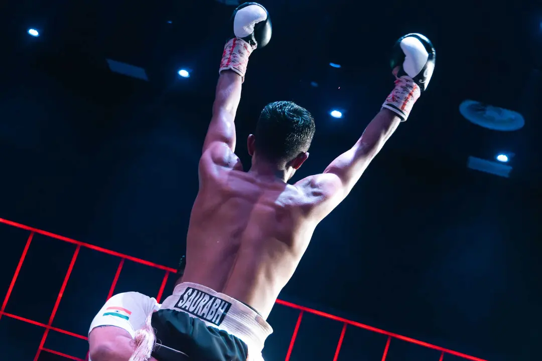 &iexcl;Campe&oacute;n en Gibraltar! Tyrone gana por decisi&oacute;n tras un final de infarto_113