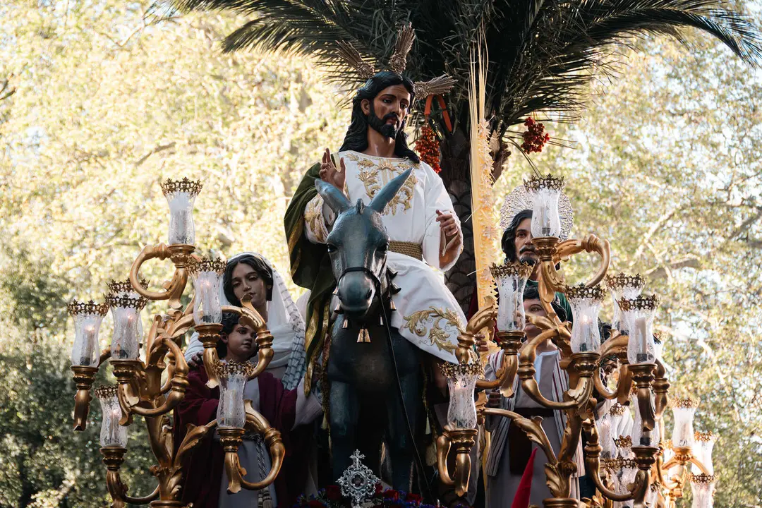 Domingo de Ramos en Algeciras- ambiente, tradici&oacute;n y primeras salidas_012