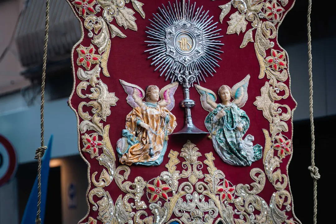 Domingo de Ramos en Algeciras- ambiente, tradici&oacute;n y primeras salidas_043