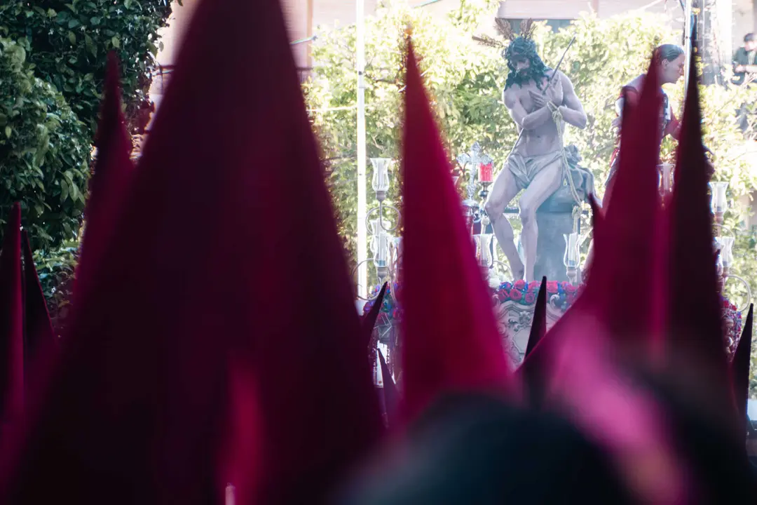 Lunes Santo en Algeciras- solemnidad, estreno y gran ambiente en las calles_04