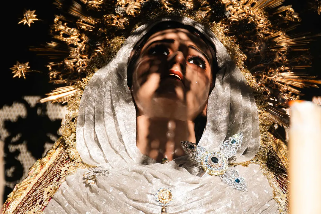 Lunes Santo en Algeciras- solemnidad, estreno y gran ambiente en las calles_26