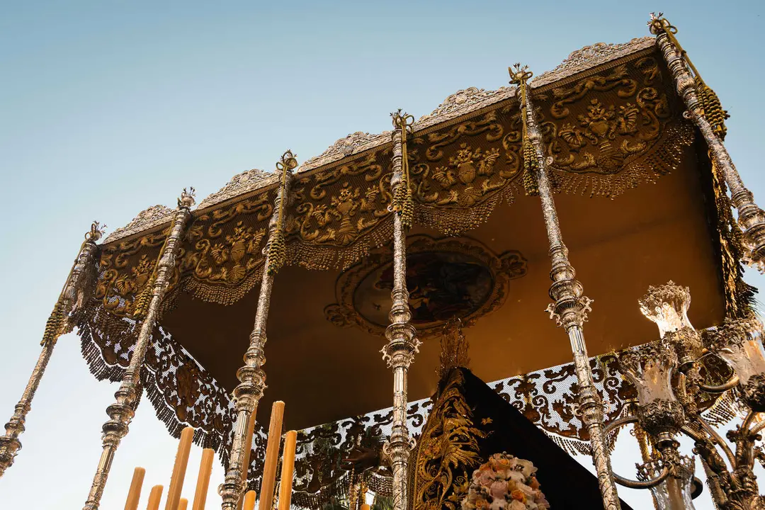 Lunes Santo en Algeciras- solemnidad, estreno y gran ambiente en las calles_29