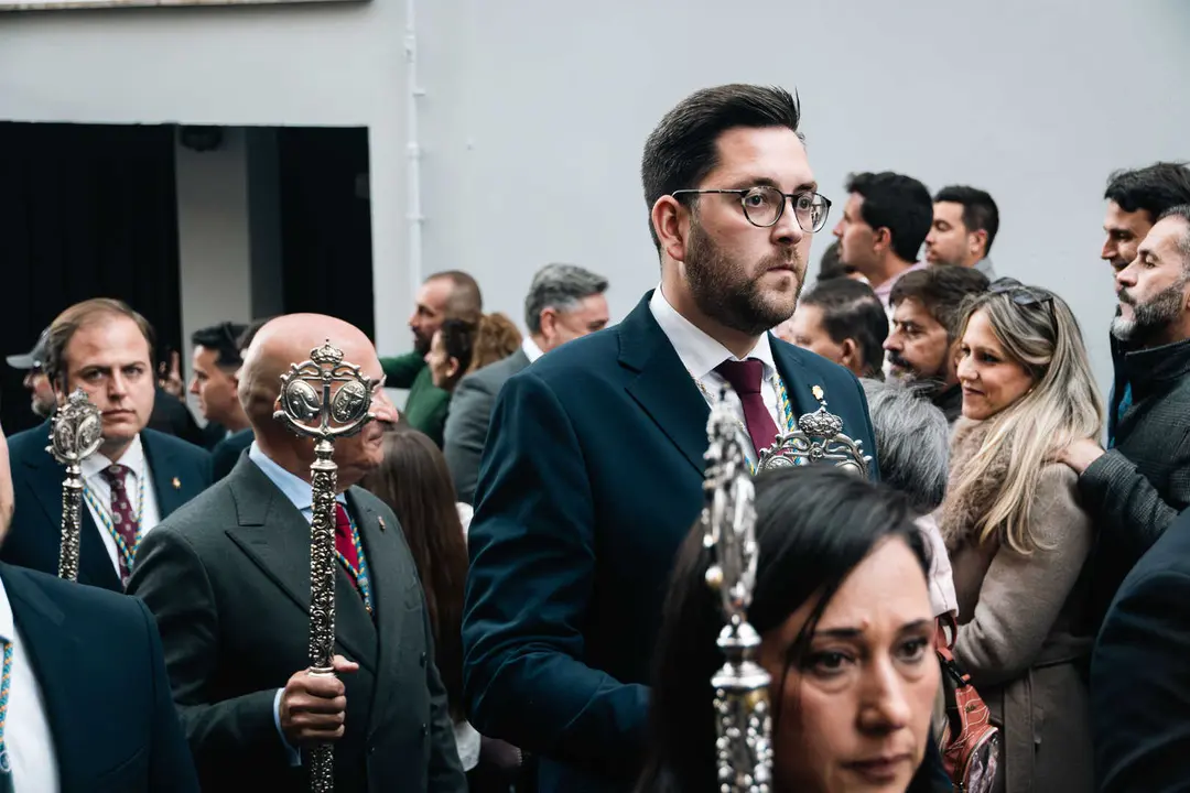 Lunes Santo en Algeciras- solemnidad, estreno y gran ambiente en las calles_46
