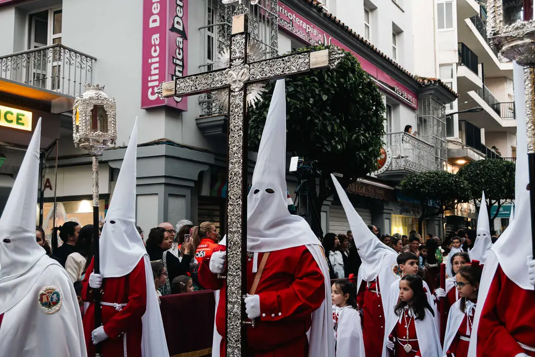 Lunes Santo en Algeciras- solemnidad, estreno y gran ambiente en las calles_49