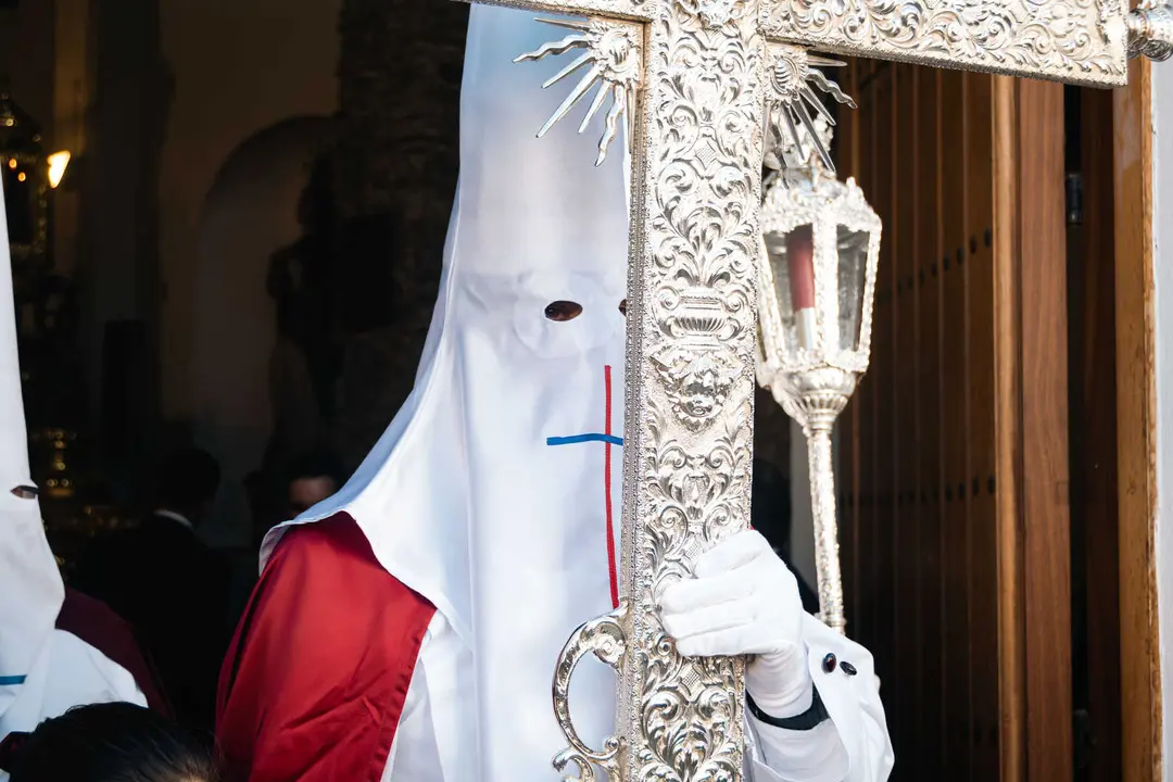 El Medinaceli y la Esperanza emocionan Algeciras en un Martes Santo de reencuentro_04