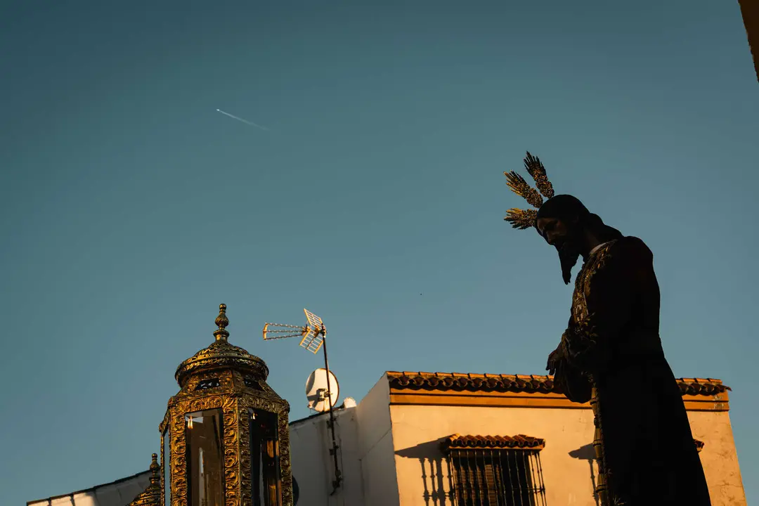 El Medinaceli y la Esperanza emocionan Algeciras en un Martes Santo de reencuentro_28