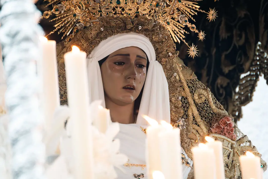 El Medinaceli y la Esperanza emocionan Algeciras en un Martes Santo de reencuentro_46