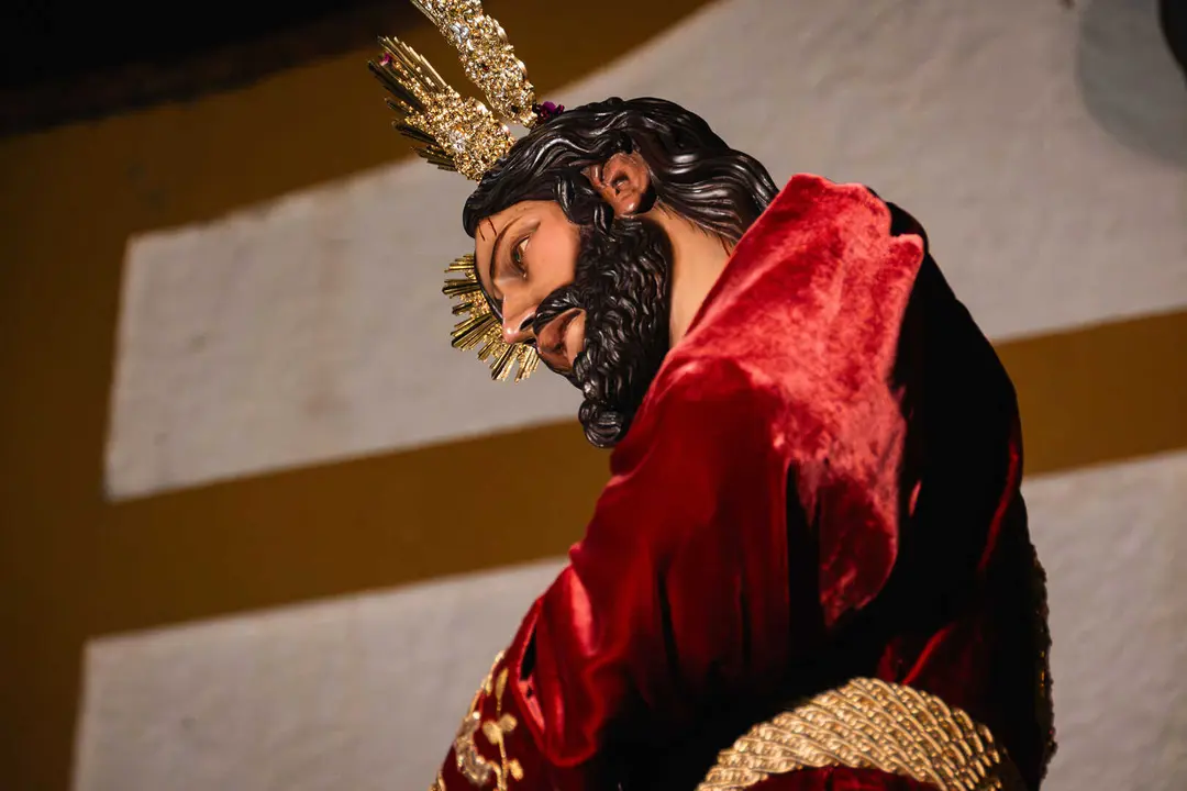 La recogida del Medinaceli y la Esperanza pone el broche al Martes Santo en Algeciras_01