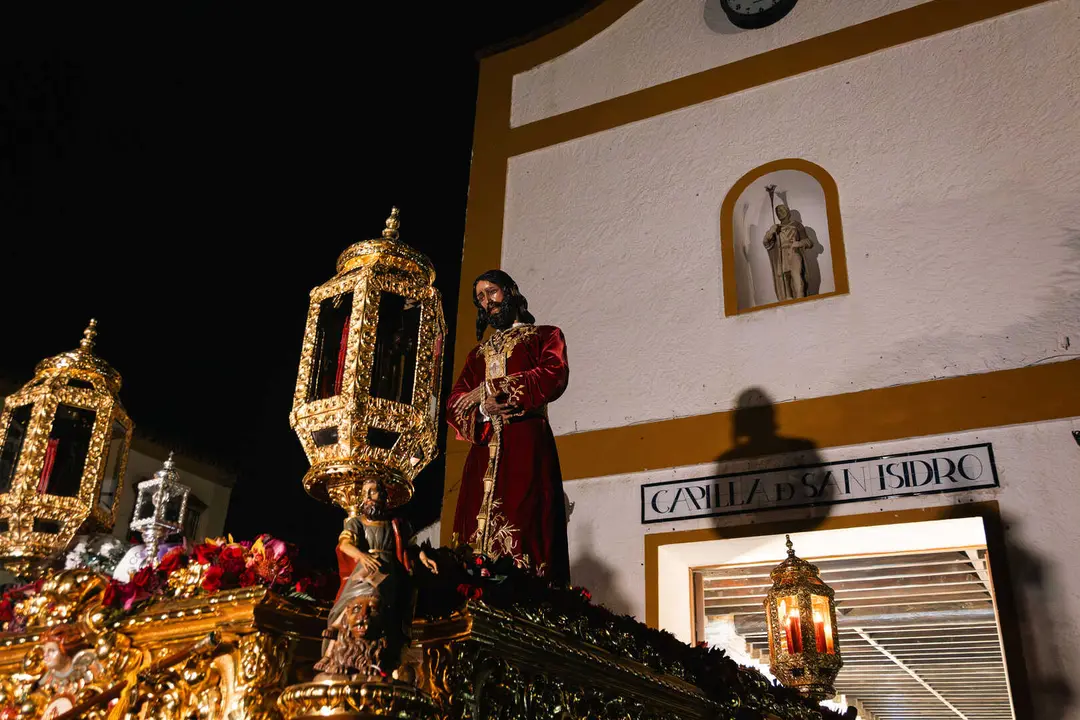 La recogida del Medinaceli y la Esperanza pone el broche al Martes Santo en Algeciras_04