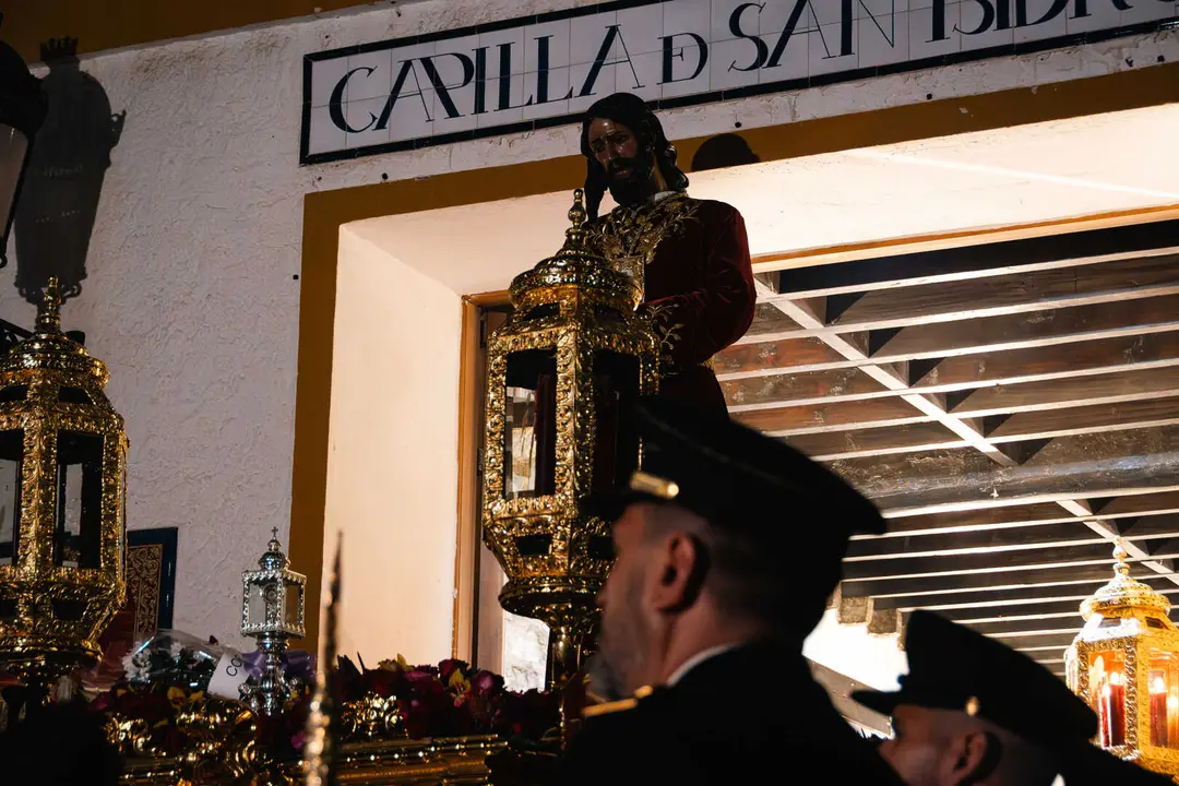 La recogida del Medinaceli y la Esperanza pone el broche al Martes Santo en Algeciras_06