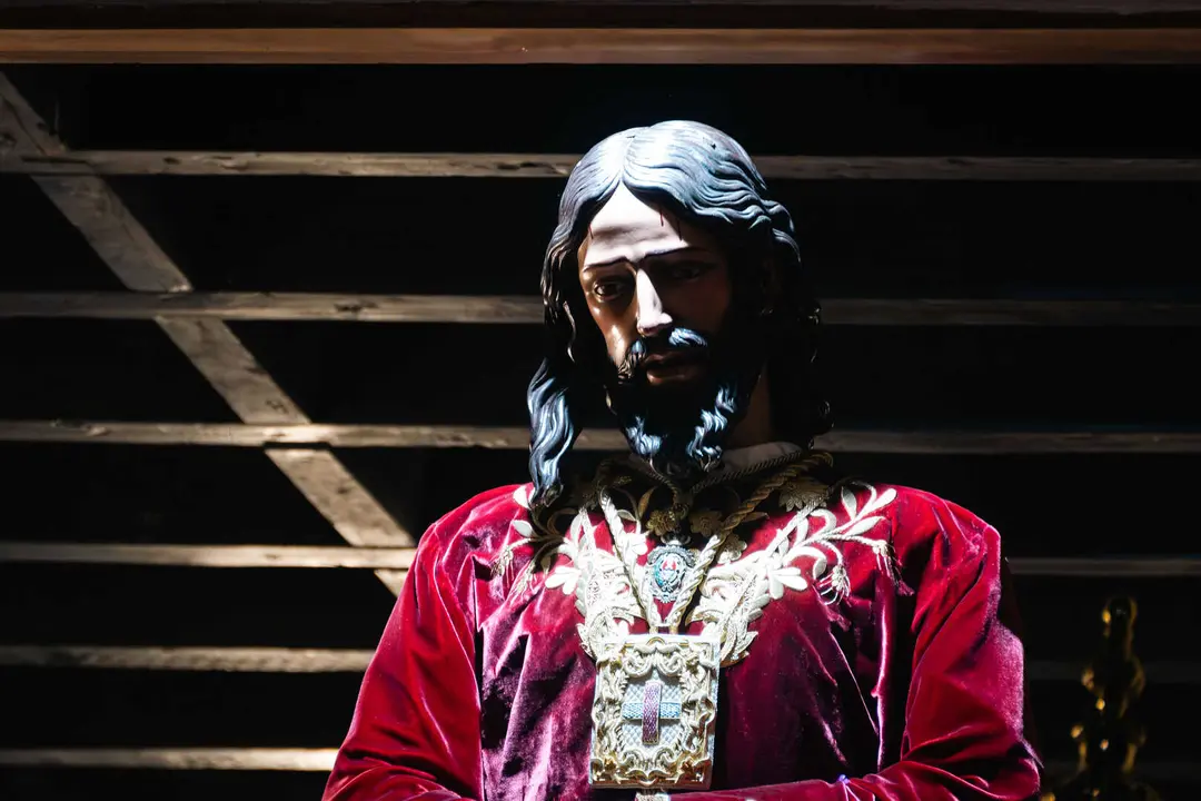 La recogida del Medinaceli y la Esperanza pone el broche al Martes Santo en Algeciras_08