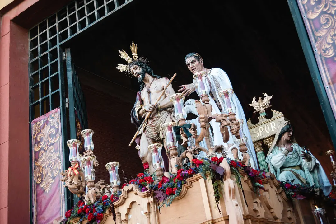 Ecce Homo y Buena Muerte llenan de contrastes el Mi&eacute;rcoles Santo en Algeciras_37
