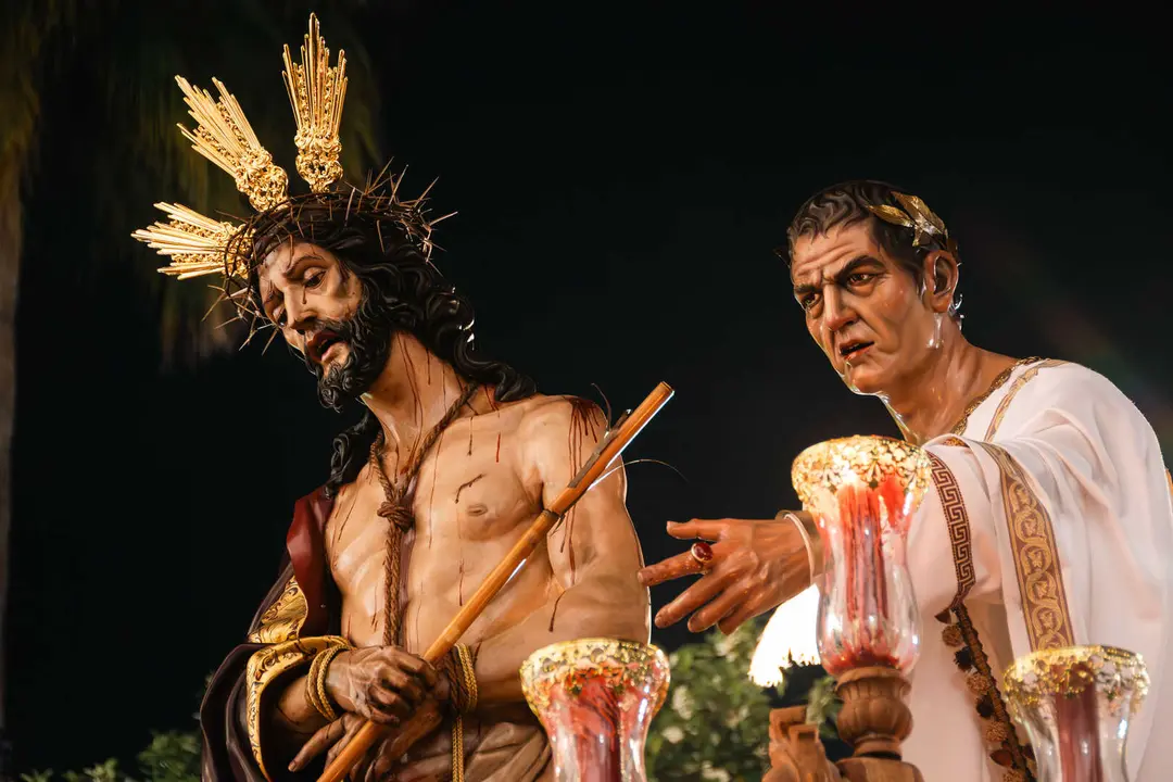 Ecce Homo y Buena Muerte llenan de contrastes el Mi&eacute;rcoles Santo en Algeciras_68