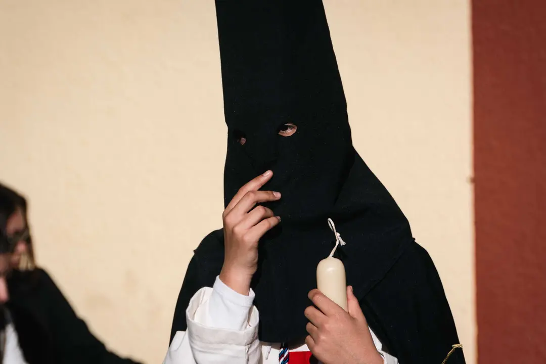 Jueves Santo en Algeciras- Tres Ca&iacute;das y Nazareno, fe y multitud en la calle_028