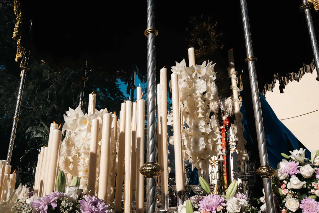 Jueves Santo en Algeciras- Tres Ca&iacute;das y Nazareno, fe y multitud en la calle_040