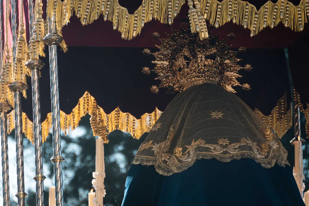 Jueves Santo en Algeciras- Tres Ca&iacute;das y Nazareno, fe y multitud en la calle_047