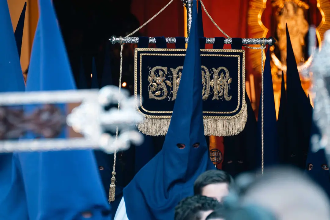 Jueves Santo en Algeciras- Tres Ca&iacute;das y Nazareno, fe y multitud en la calle_051