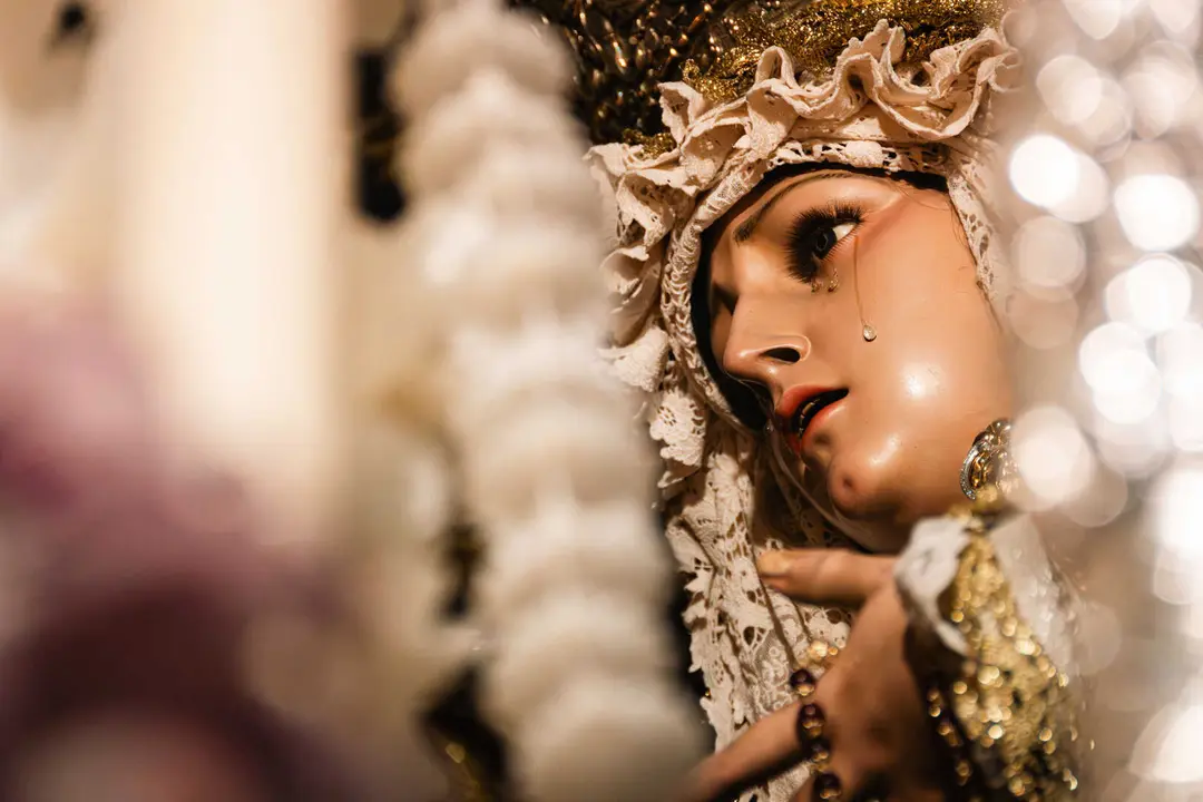 Jueves Santo en Algeciras- Tres Ca&iacute;das y Nazareno, fe y multitud en la calle_093
